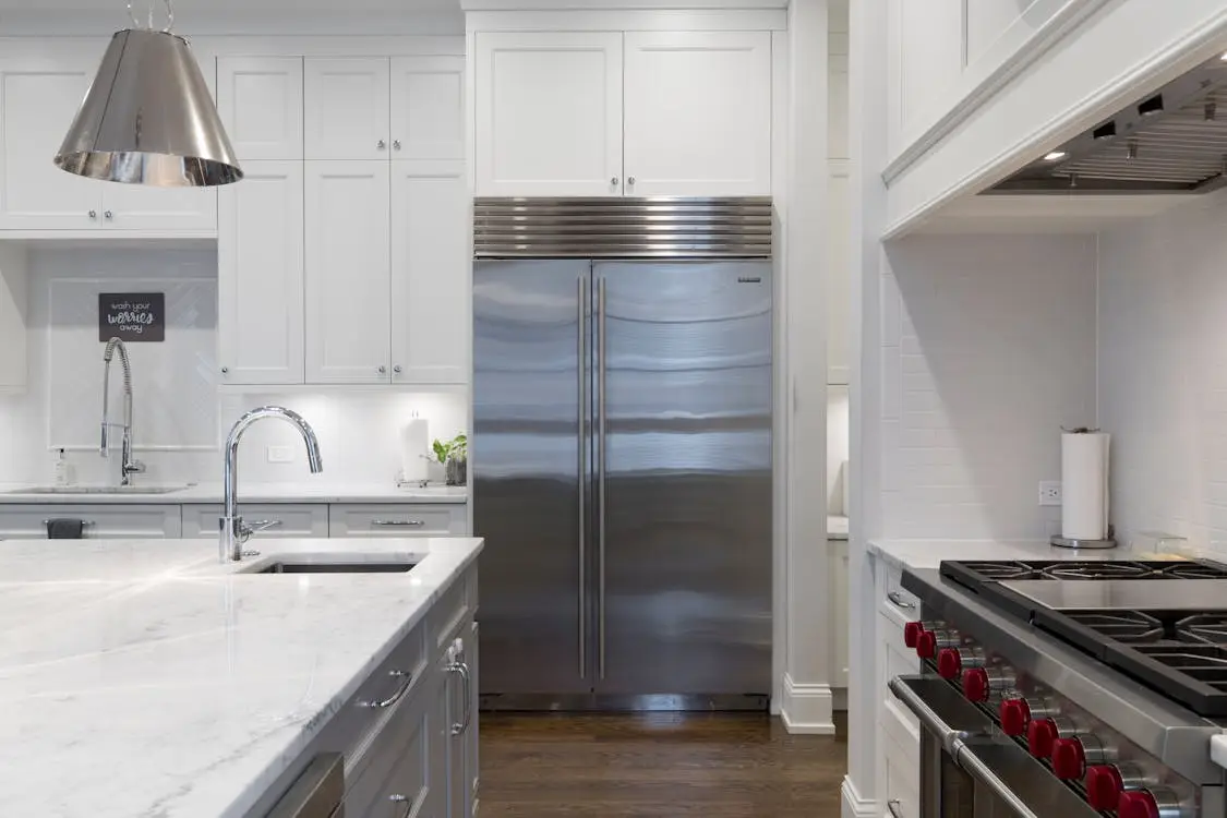 Two-Tone Kitchen Cabinets