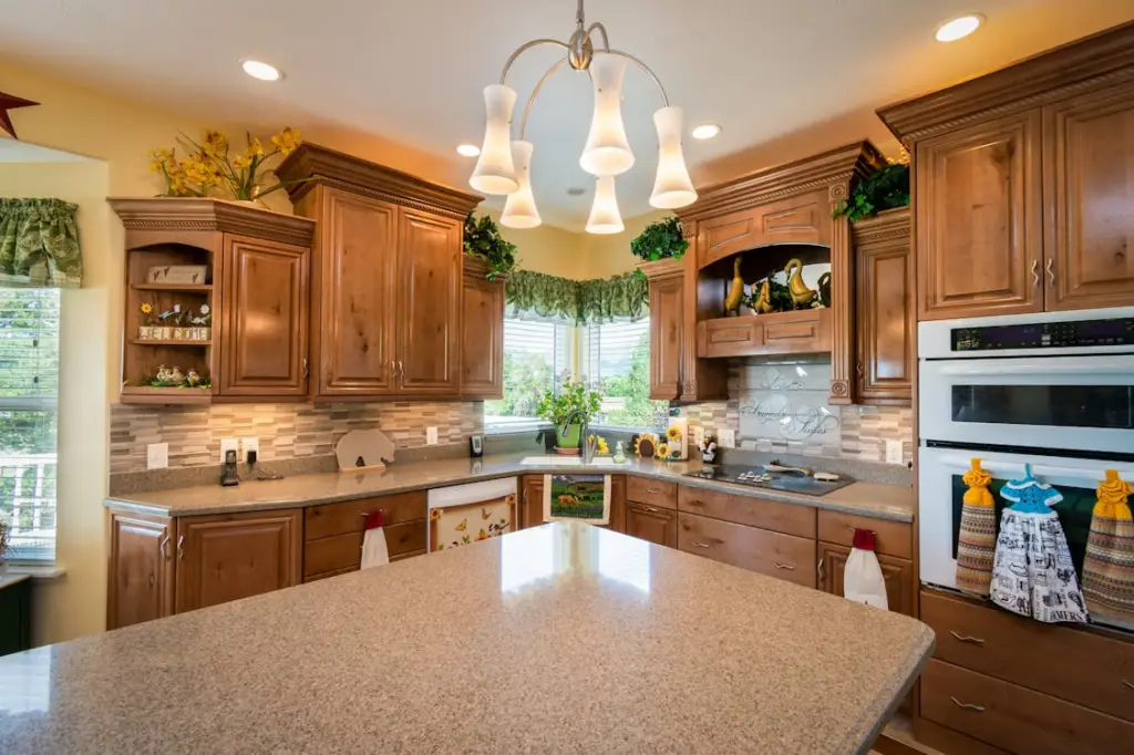 Cons of Knotty Alder