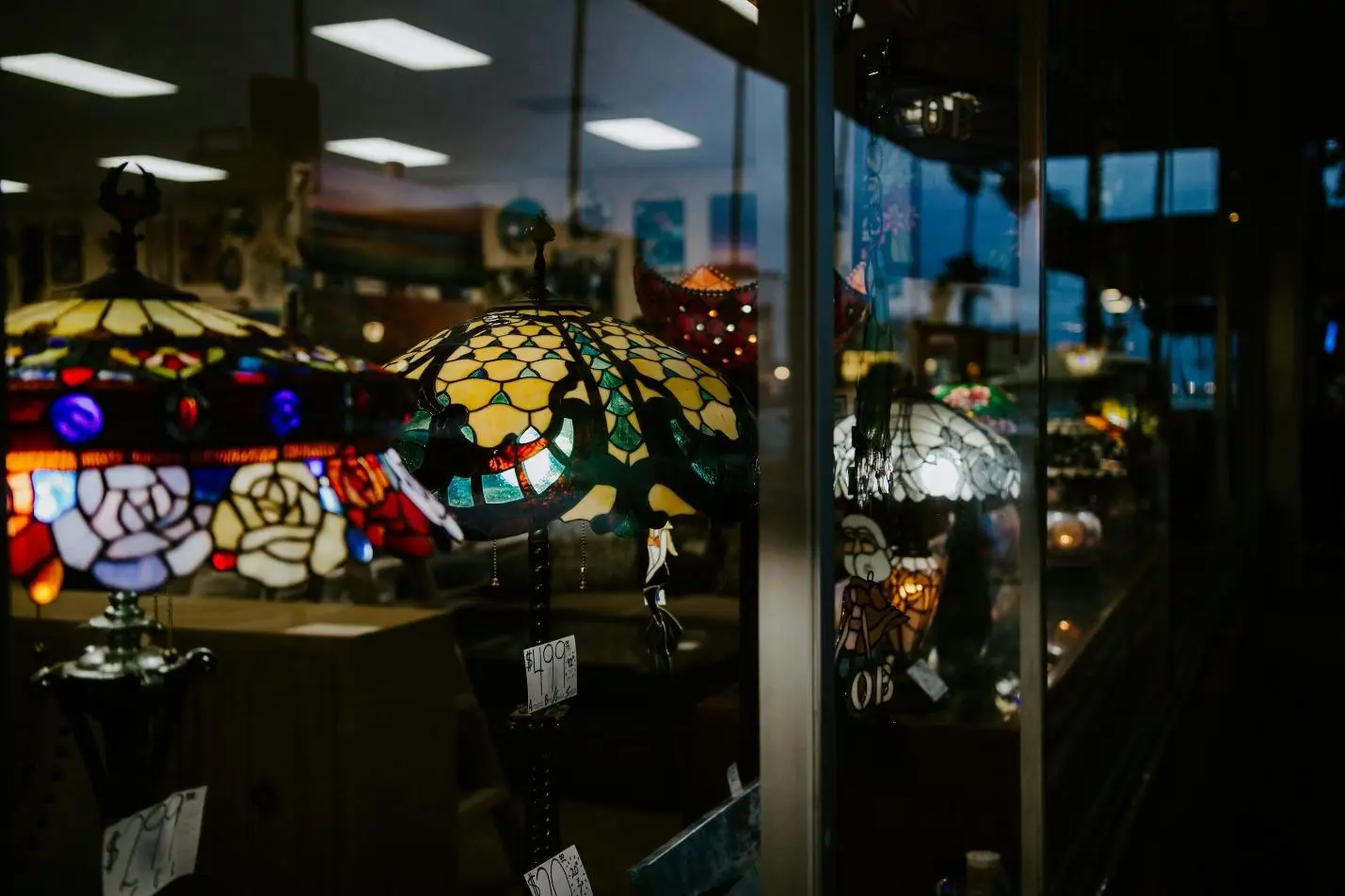 Design Secrets to a Contemporary Business Area